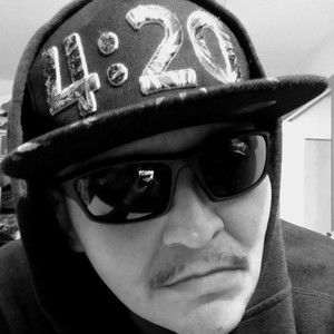 Meet your Posher, Wesley